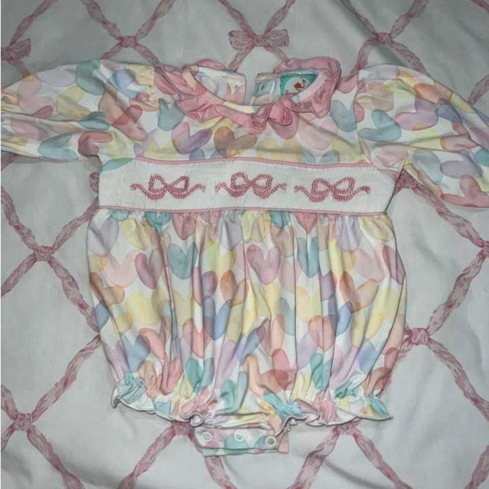 The smocked flamingo bubble